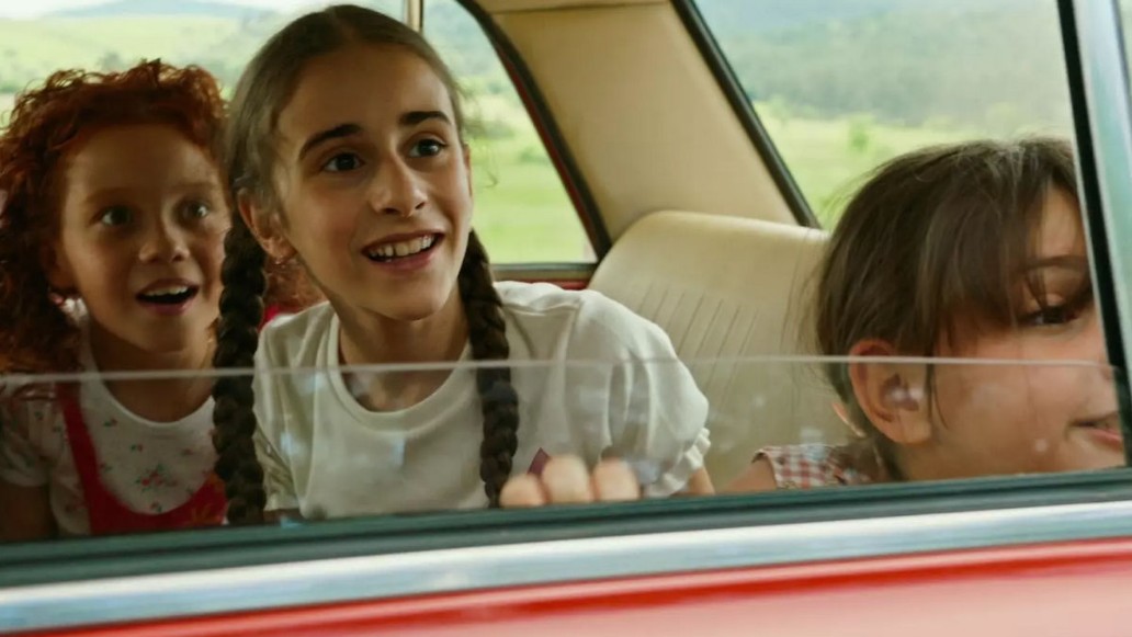 сериал «Манюня», Карина Каграманян