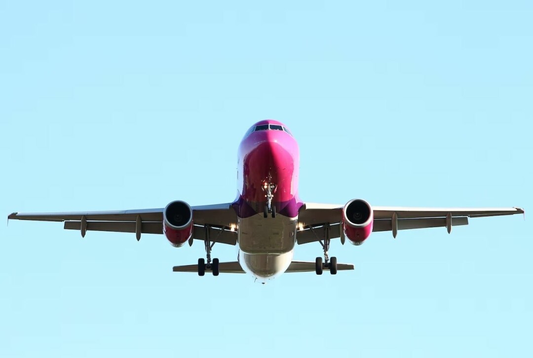 самолет ил 76. уфа аэропорт уфа. самолет уфа. билеты на самолёт уфа ереван.