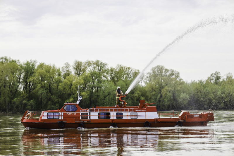 Отметили День пожарной охраны Омской области с размахом