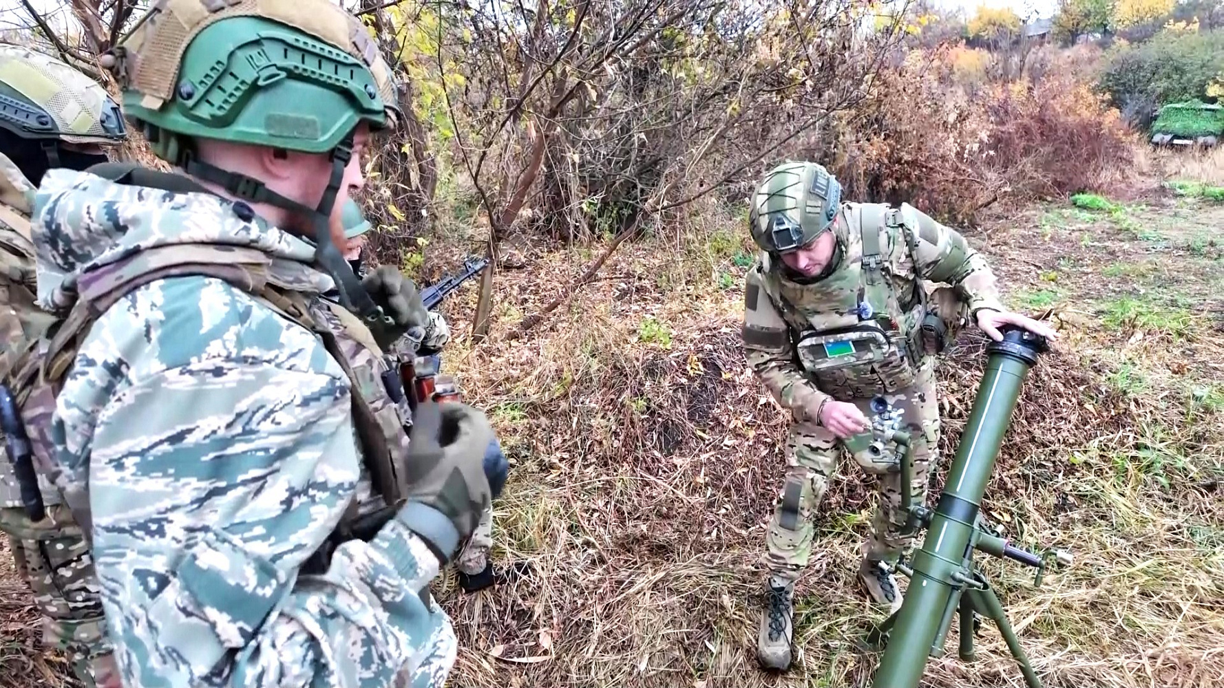 Оттеснить врага: съёмочная группа телеканала «Югра» впервые побывала в освобождённом год назад Селидово