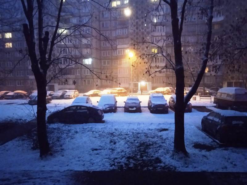 Сегодня снег вечером будет. Штормовое предупреждение в Калининграде. МЧС фото штормовое предупреждение Калининград. Калининград в декабре фото. Штормовое предупреждение в Курской области 11 декабря 2022.