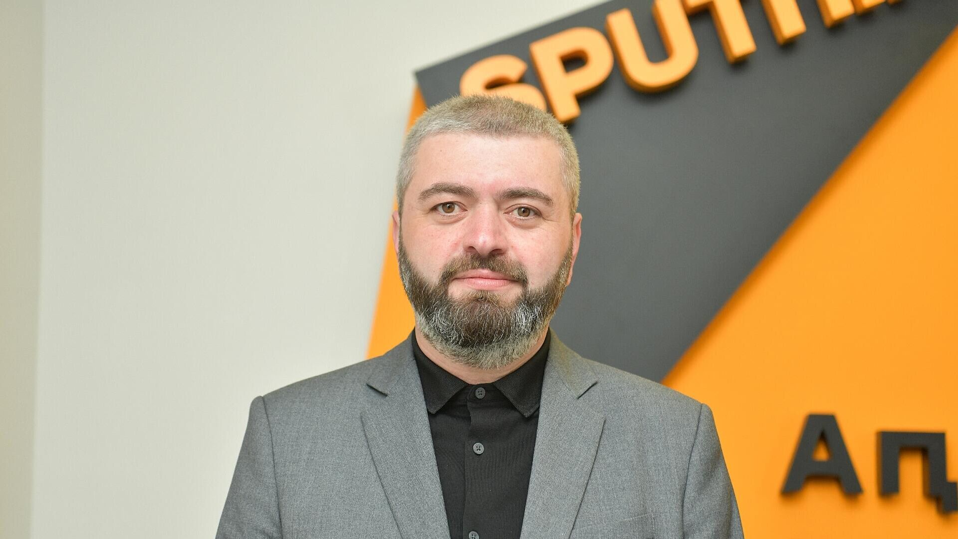 Логуа Астамур - Sputnik Абхазия, 1920, 13.05.2026