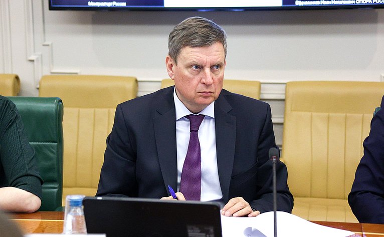 Андрей Епишин