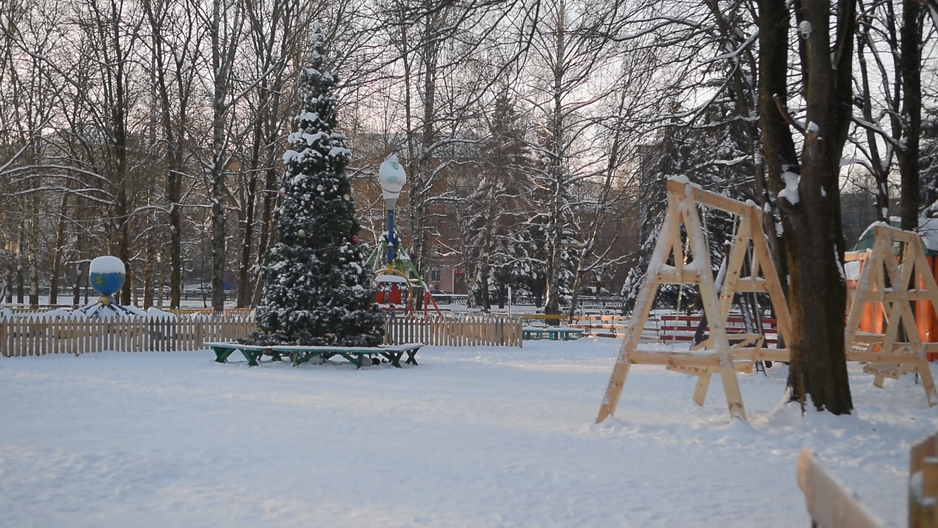 каток площадь славы