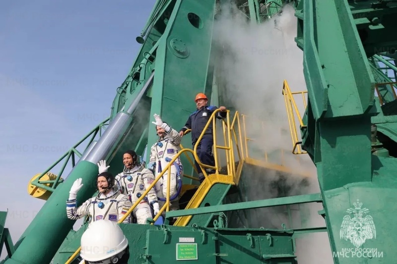 Александр Куренков проинспектировал работу Спецуправления пожарной охраны МЧС России