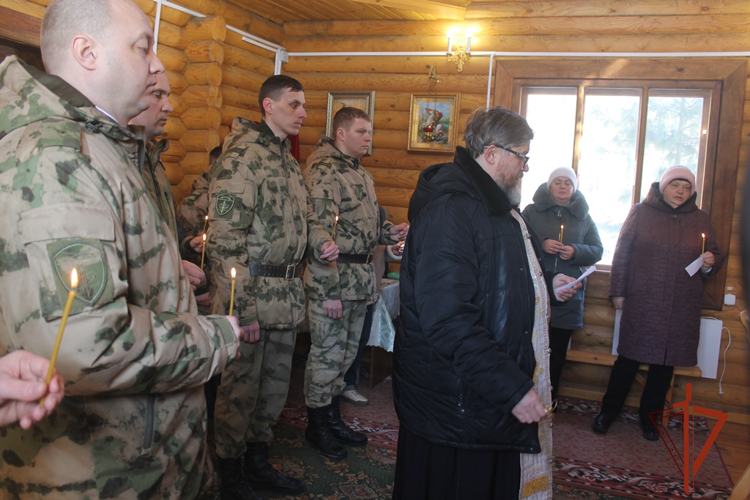 Торжественные мероприятия, посвященные Дню войск национальной гвардии России, прошли в Северском соединении Росгвардии