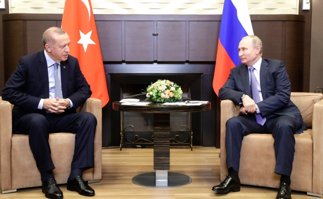 Эрдоган намерен поговорить с Путиным после возвращения с саммита G20
