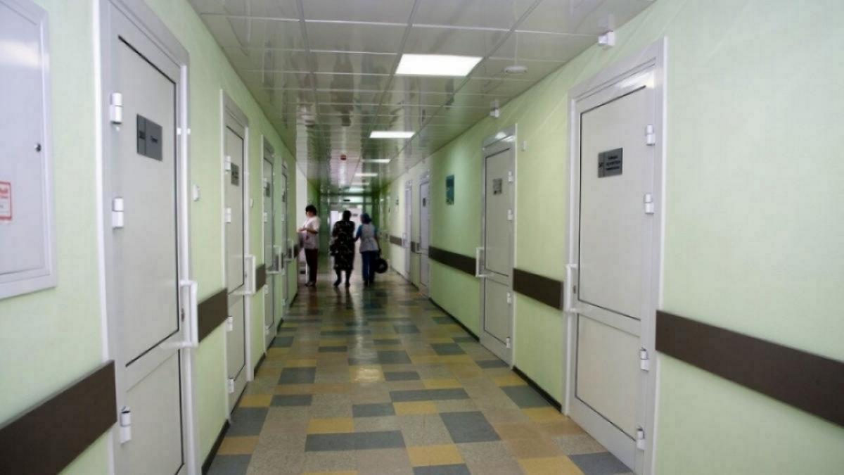 В энгельсской больнице №2 успешно провели первую имплантацию кардиостимулятора
