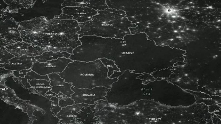 Карта спутник 2024 в реальном. Спутниковые снимки Украины. Спутниковые снимки Украины 2022. Снимки со спутника Украина. Спутниковые снимки 2022 ночью Украина.
