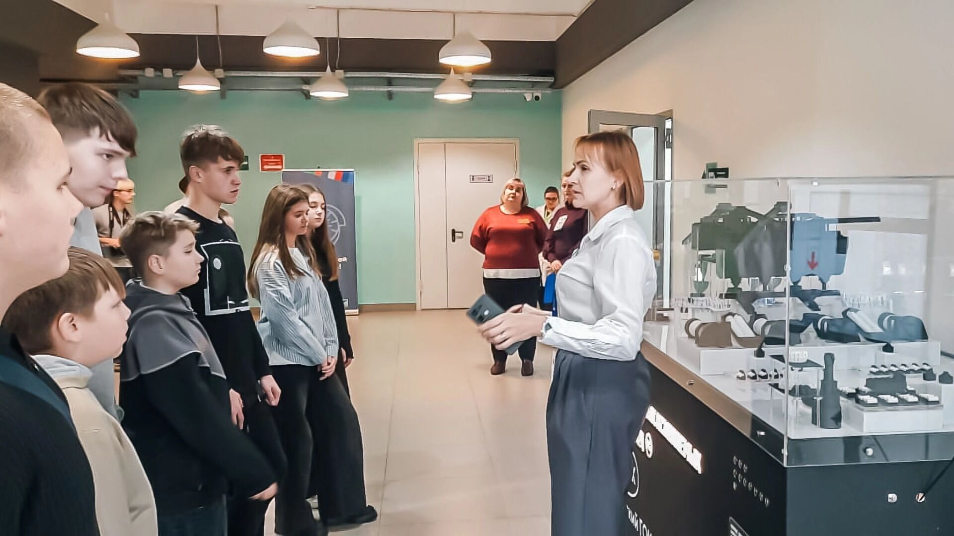 Стойленский ГОК провел образовательную смену проекта «Корпорация дети» для школьников