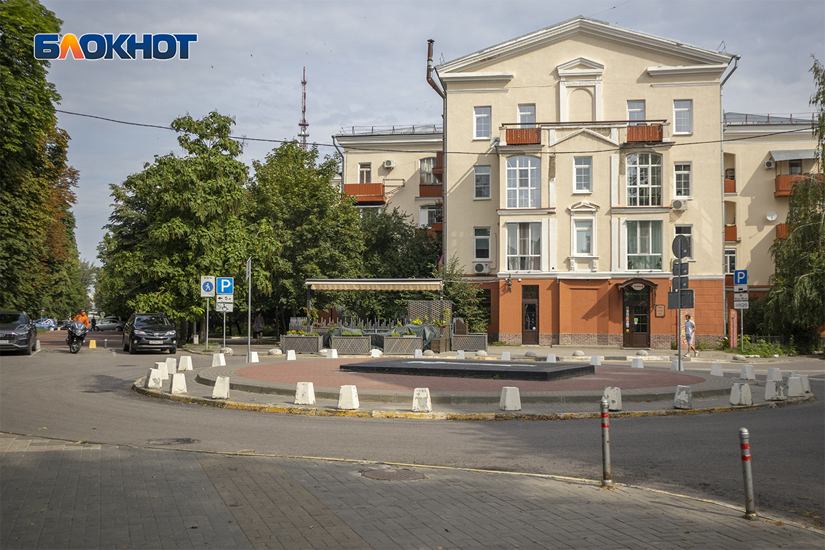 Бульвары воронежа. Воронеж пешеходный бульвар. Воронеж пешеходная улица. Главная пешеходная улица Воронежа. Бульвар пешеходный благоустроенный.