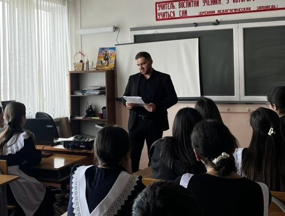 О встрече с учениками муниципального казенного общеобразовательного учреждения школы № 3 с.п. Малка Зольского муниципального района КБР_1