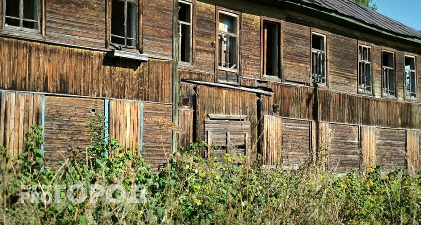 В Коми прокуратура смогла сократить срок расселения жильцов из аварийного дома на девять лет 