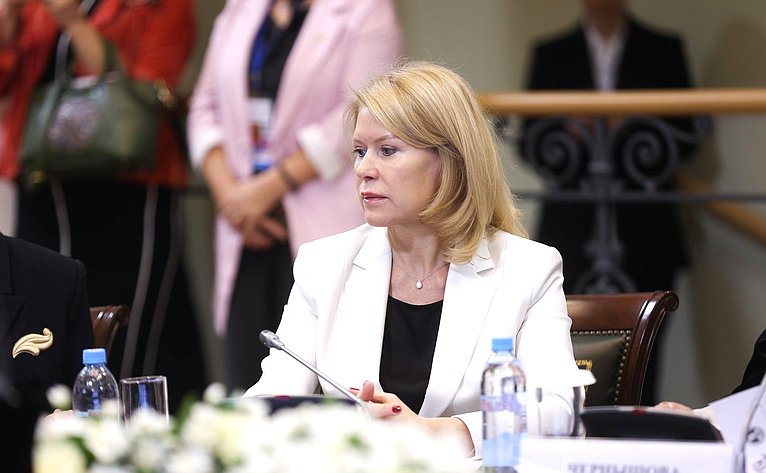 «Модно быть здоровым». IV Международный форум «Содружество моды»