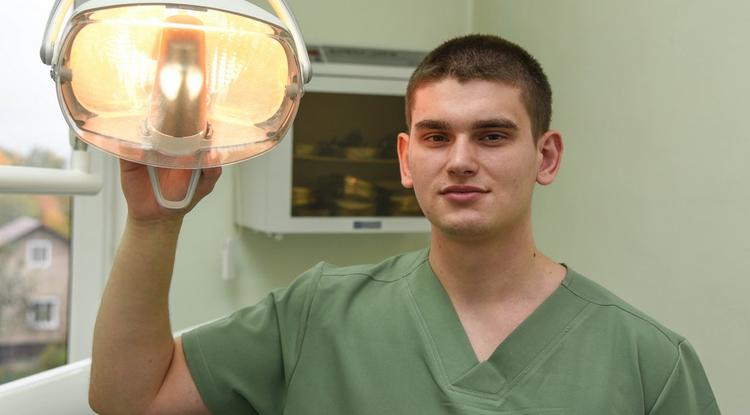 Шаг к успешной карьере. Корочанец после целевого обучения лечит пациентов в райбольнице