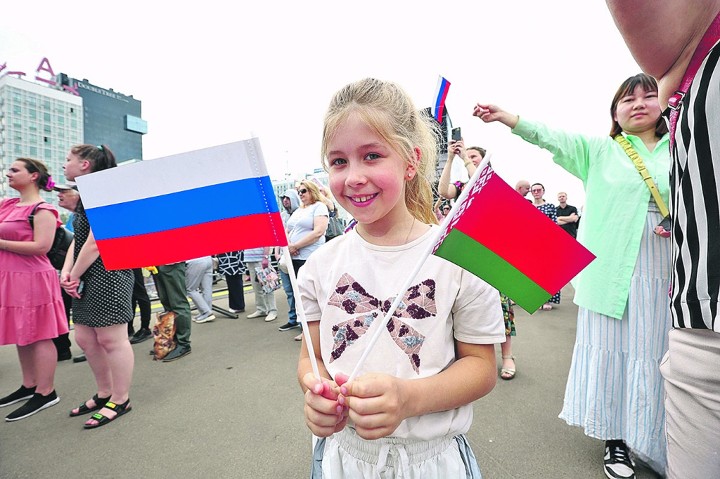 Союзные депутаты: Общие корни, общие победы