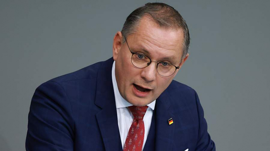 Почему лидер АдГ призвал власти Германии к диалогу с Россией