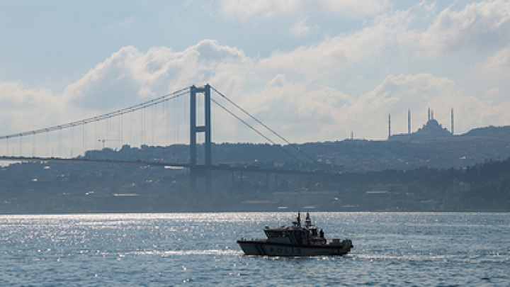 Турки спасли с затонувшего судна в Чёрном море украинский экипаж