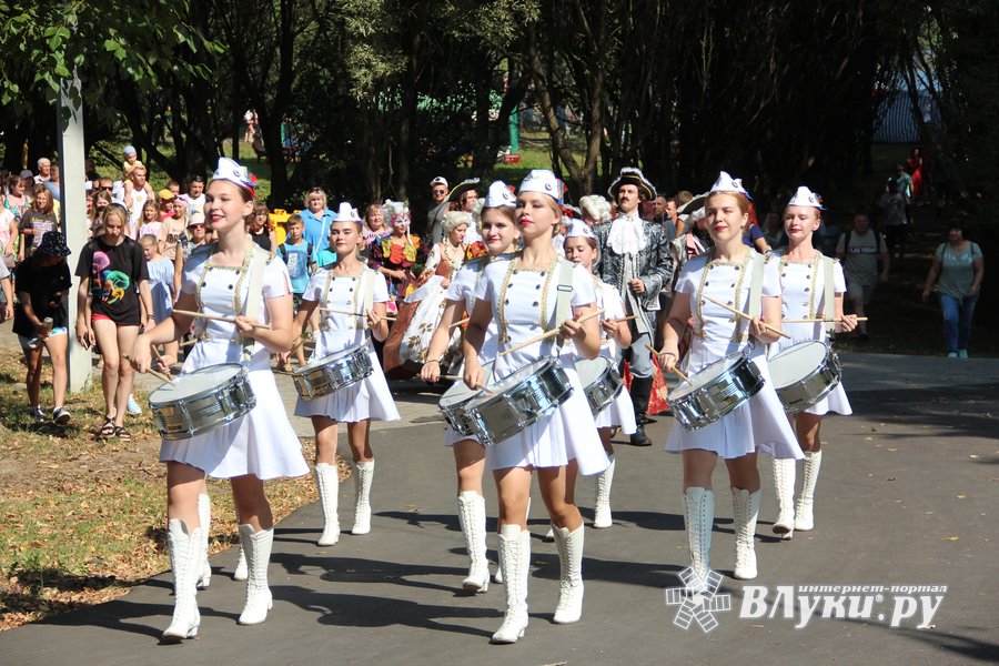 Великие луки праздник города