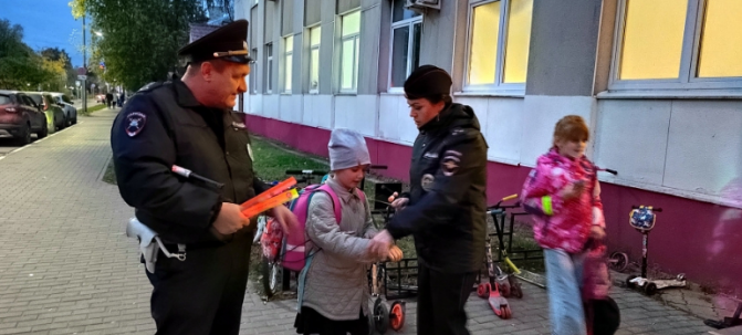 Гибдд щелково официальный сайт график В Щелкове инспекторы ДПС призывают пешеходов быть заметнее на дороге Общество Се