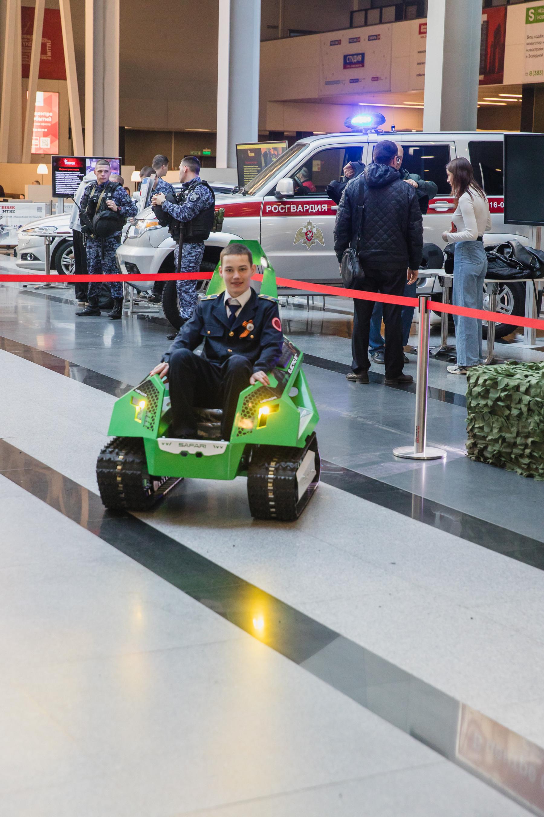 Фото Дом на колёсах, мощные машины и лодки. Опубликованы фото крупнейшей выставки «Активный отдых» в новосибирском Экспоцентре 10