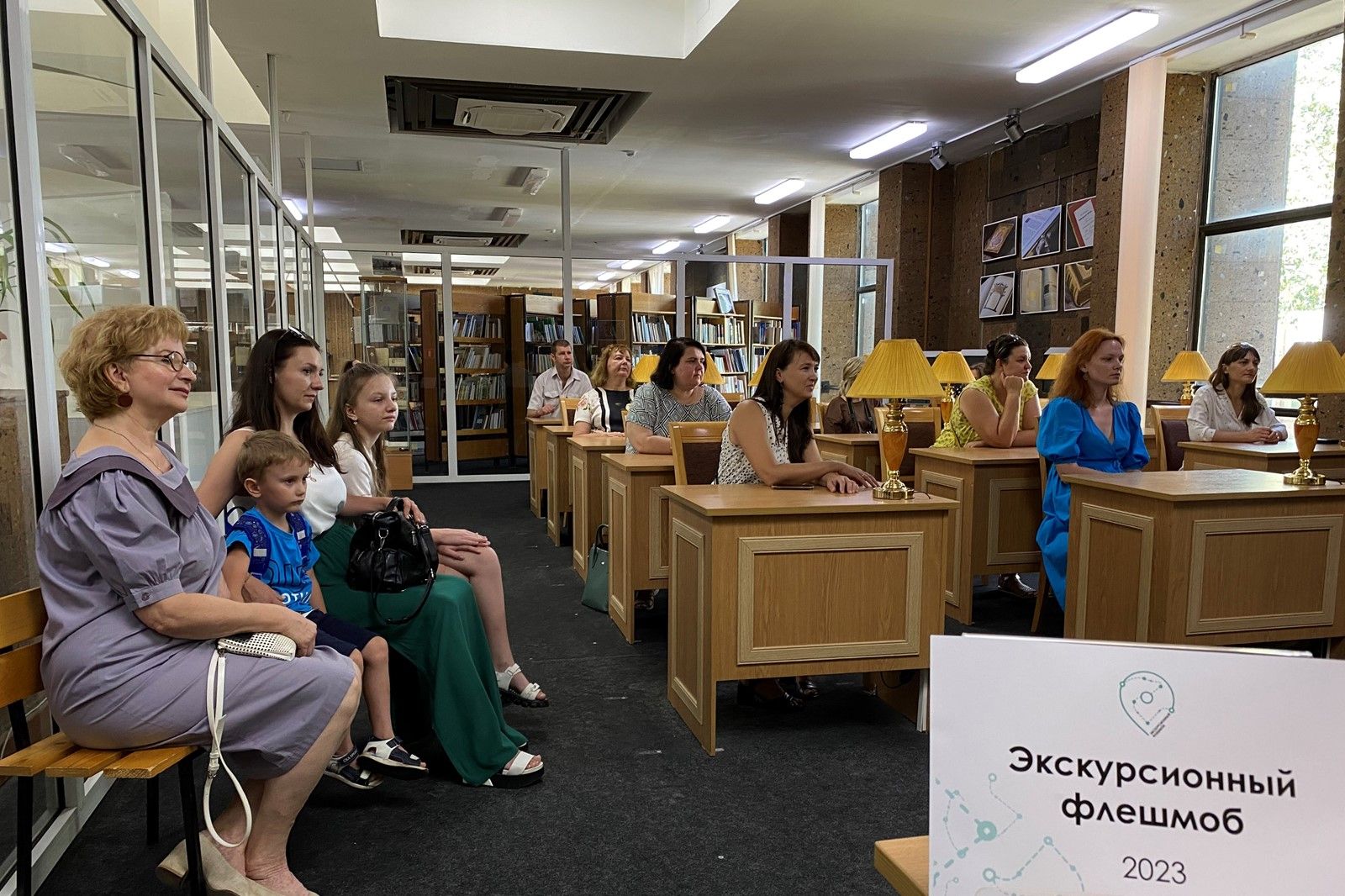 Жители камчатки. Демография бурятии. Парк прибрежный поцелуй тарко-сале. Более 500 жителей. Курчатовские забег 2022 заречный свердловская область.