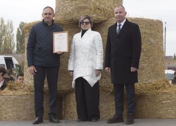 iCPGrayZ9dCdXDsZoYsLKYNB4YOaS1_9oIEbGDLY9GLfTVe_5Gd1cya-MvUHS3Mj72bROnhVriGCidAJt3-rQToF (1).jpg