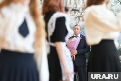 Алексей Орлов выразил надежду, что выпускники продолжат свой пусть в столице Урала