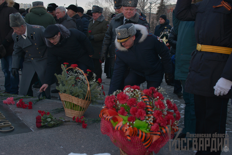 Начальник Управления Росгвардии по Пензенской области принял участие в памятной церемонии, посвященной Дню защитника Отечества