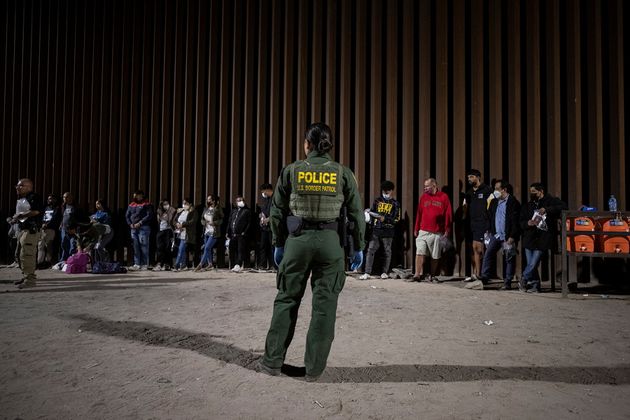 Мигранты на американо-мексиканской границе