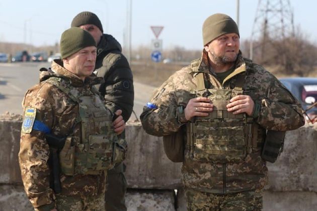 Александр Сырский и Валерий Залужный во время обороны Киева, 16 марта 2022 года