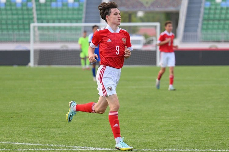 «Видимо, ЦСКА предложил родителям Салихова нечто большее, чем все остальные»