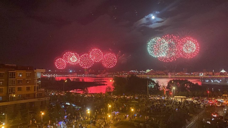 Салют казани 9 мая 2024 будет ли. Салют в Казани. День города Казань 2023. День города Казань 2024. Праздники в Казани 2024.