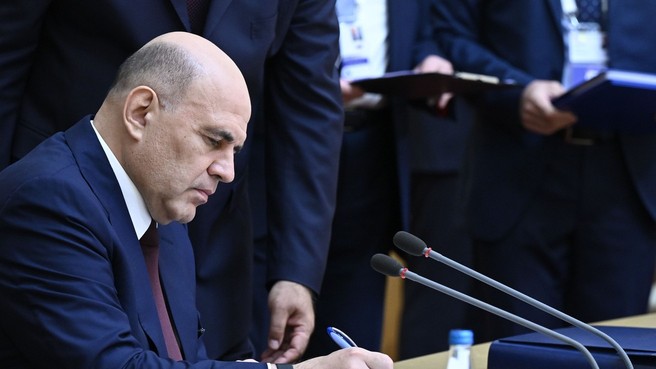 Подписание документов по итогам заседания Совета глав правительств государств – участников Содружества Независимых Государств