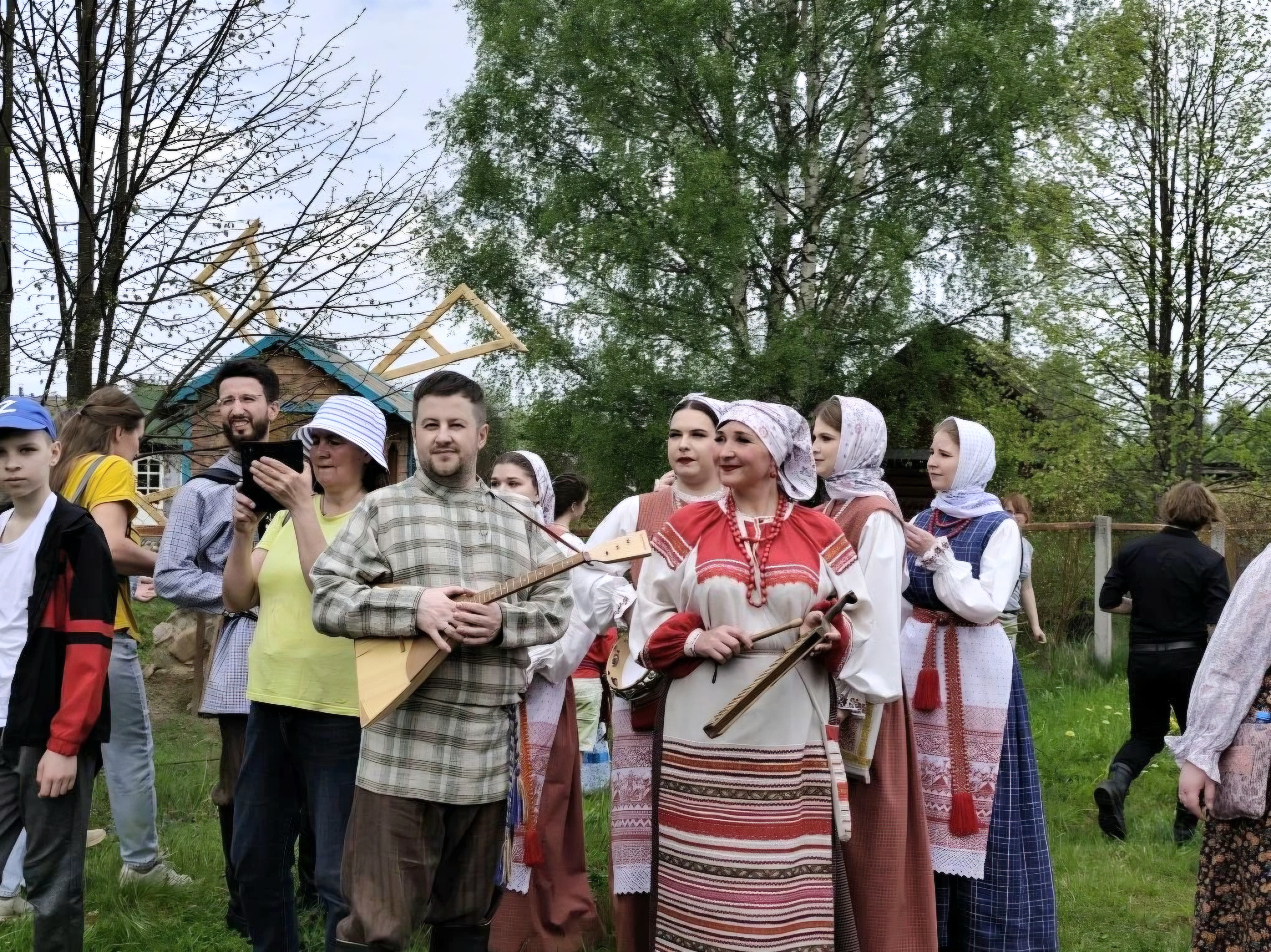 ​Фольклорные традиции Ярославской области возрождаются на фестивале «Влюблен в лен»