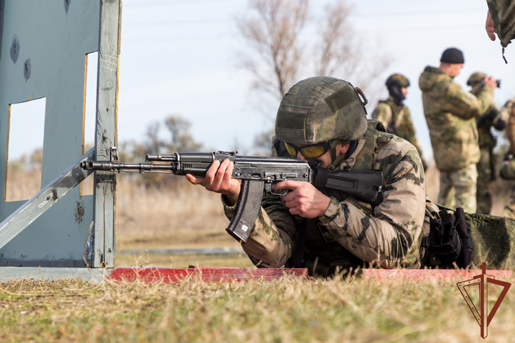 В Саратовском военном институте Росгвардии состоялся открытый турнир по пауэртлону 