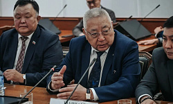 Глава Бурятии встретился с делегацией из Усть-Ордынского бурятского округа