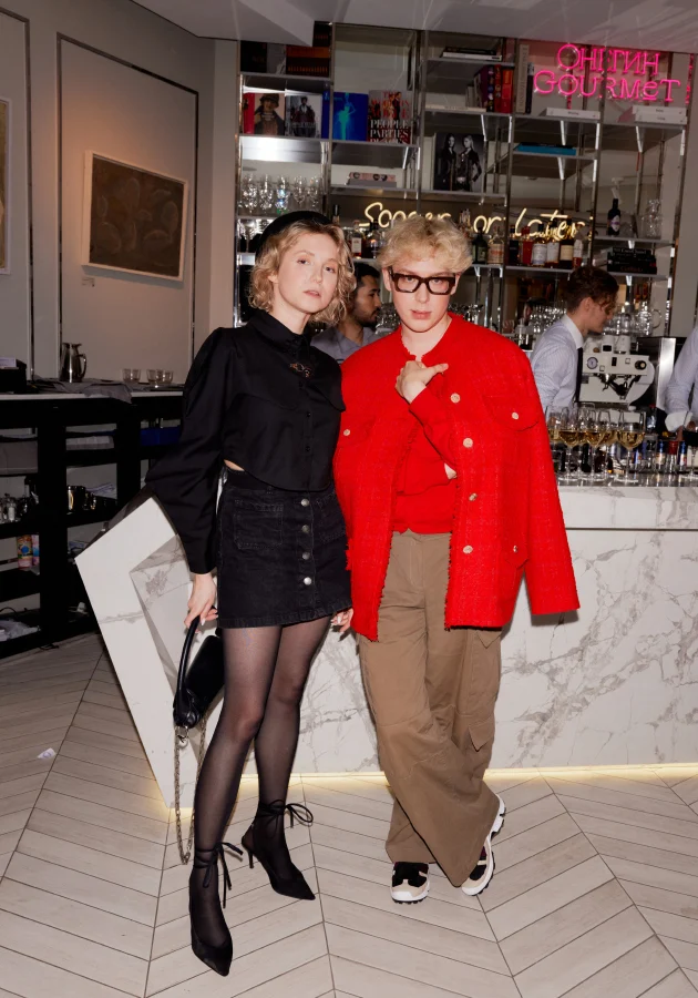 Филипп Лобачев со спутницей