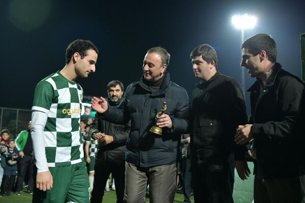 Победителей поздравил также премьер-министр Владимир Делба. - Sputnik Абхазия