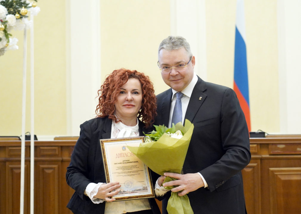 Премия школьникам. Премия губернатора сумма. Губернатор края премия школьникам. Награждение энергетиков ставропольского. Губернатор края премия школьникам.