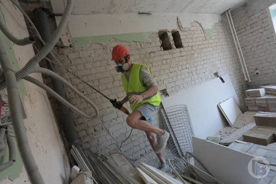 Каждый второй волгоградец употребляет матерные слова на работе