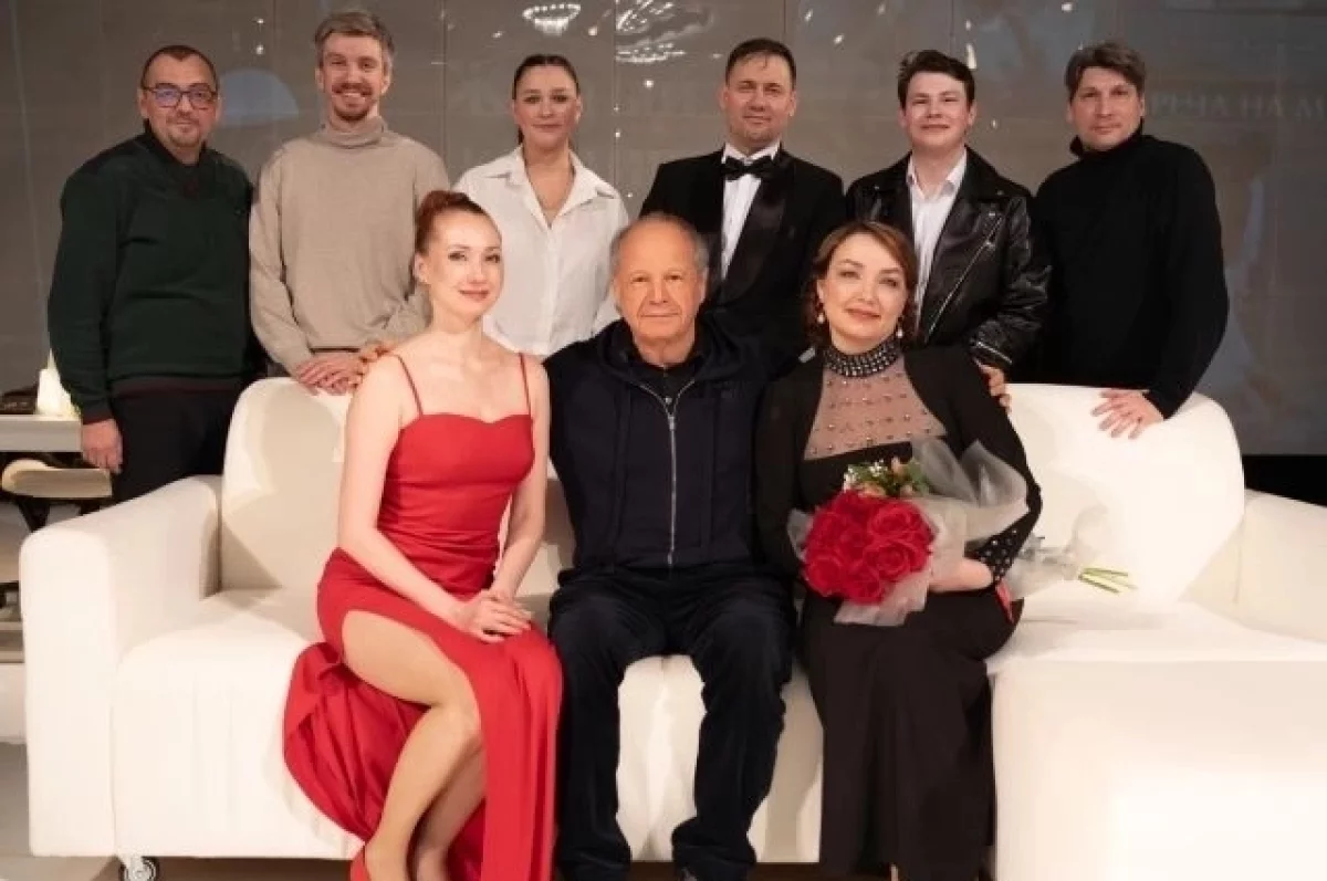 Премьера спектакля «Жёлтый карлик» Дмитрия Астрахана состоялась.