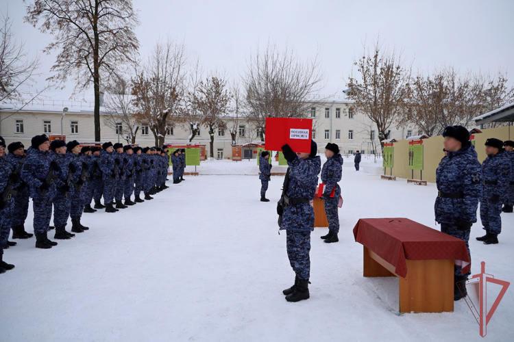 В Казани новое пополнение полка Росгвардии приняло военную присягу