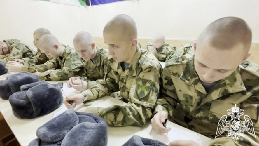 Более 20 вологодских призывников отправились служить в воинские части Северо-Западного округа Росгвардии (ВИДЕО)