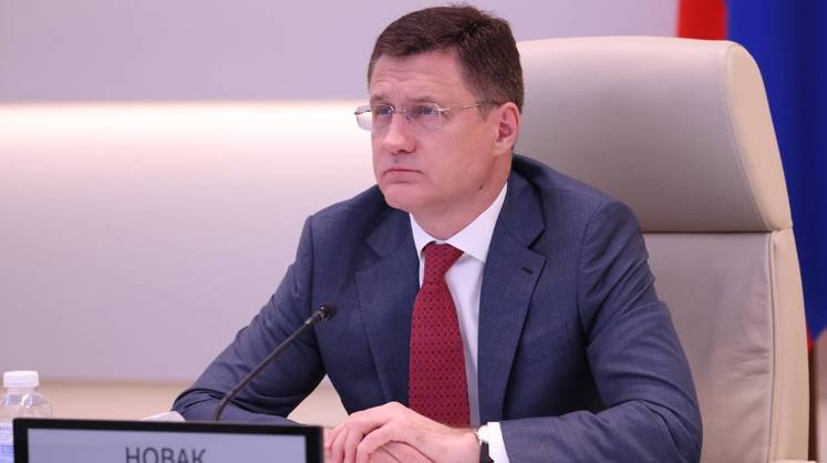 Новак раскрыл масштабы кадрового дефицита в России
