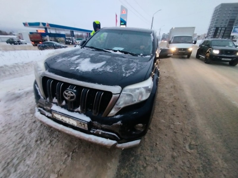 В Сыктывкаре приставы арестовали несколько автомобилей должников