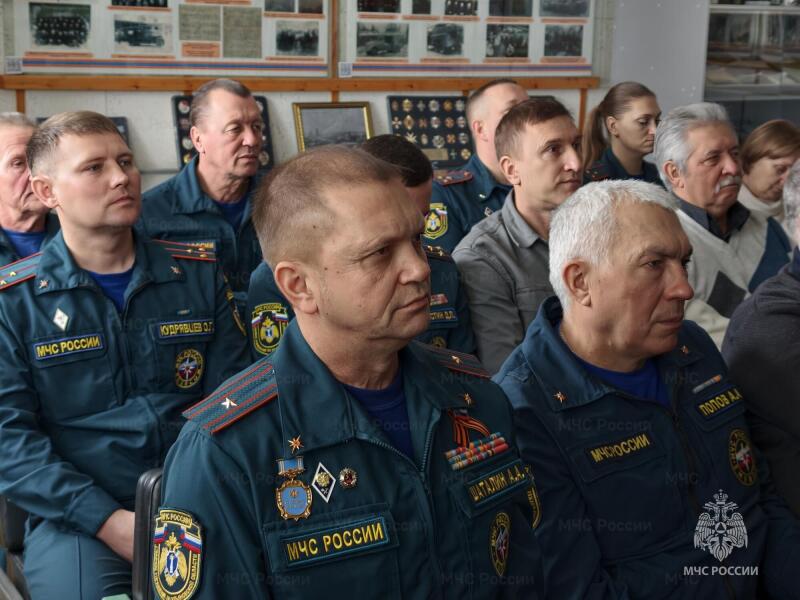 Начальник Главного управления Михаил Осокин провел совещание с председателями ветеранских организаций по итогам прошедшего года