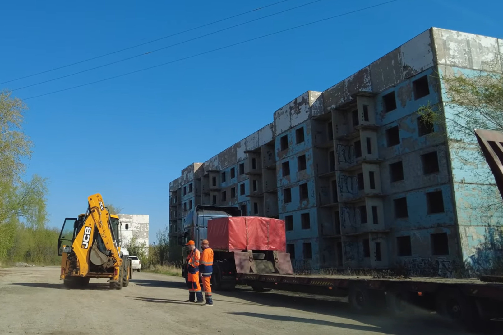 Компания город самара. Крыша пятиэтажки. Снос дома. Как выглядит пятиэтажка.