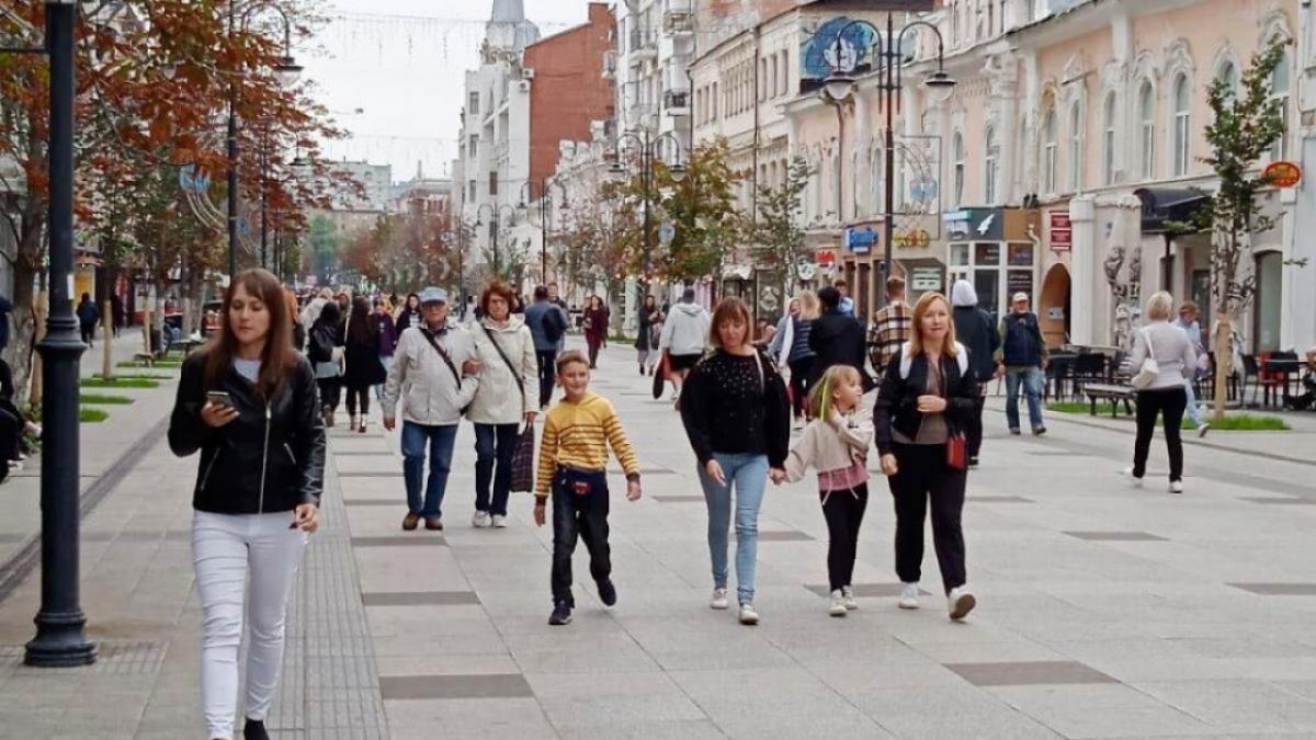 Жители саратова. Саратов люди. Жители Москвы как называются. Новые люди. Сколько людей в Саратове.