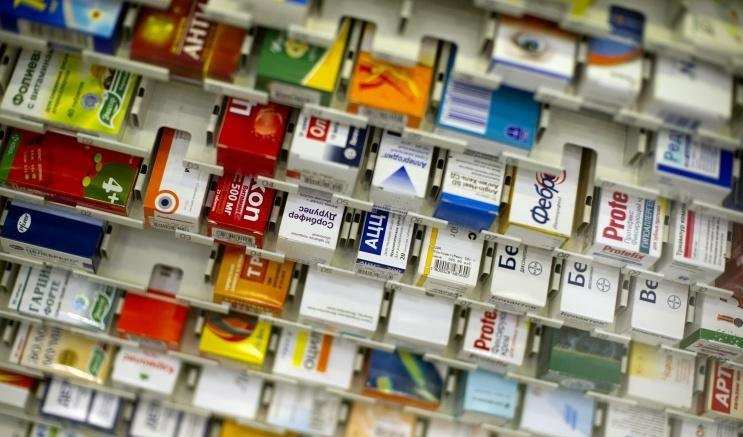 Треть жителей Германии столкнулись с дефицитом лекарств